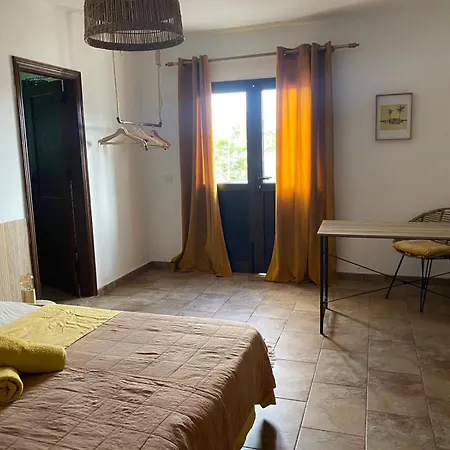 Casa Cocolores Πανσιόν *