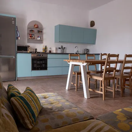 Πανσιόν Casa Cocolores *